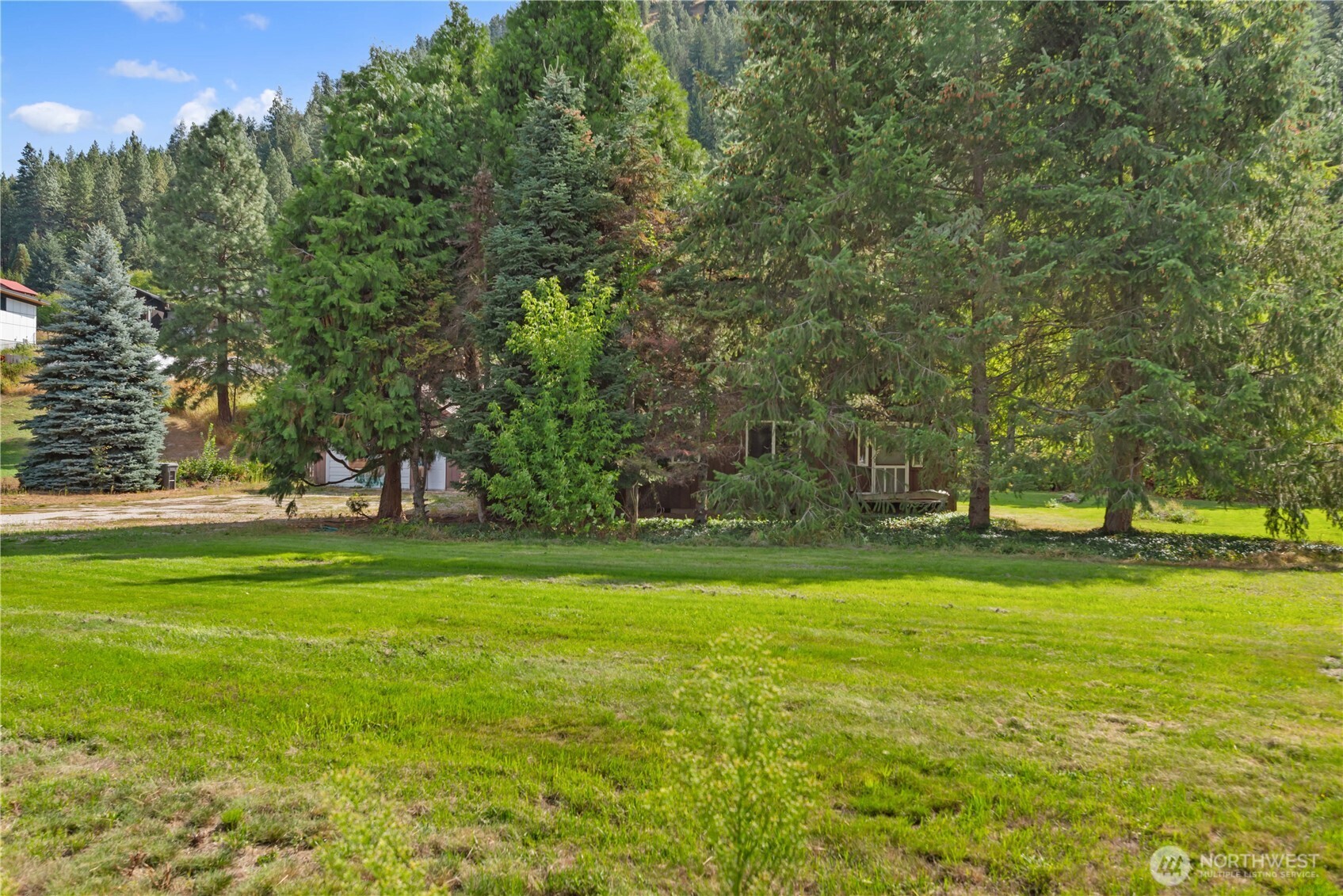 9605 E Leavenworth Road , Leavenworth, WA 98826