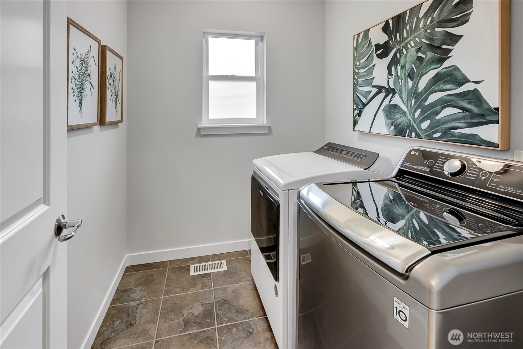 1120 156th Avenue SE, Bellevue, WA 98007