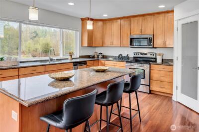 1120 156th Avenue SE, Bellevue, WA 98007 - Photo 8