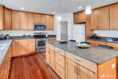 1120 156th Avenue SE, Bellevue, WA 98007 - Photo 9