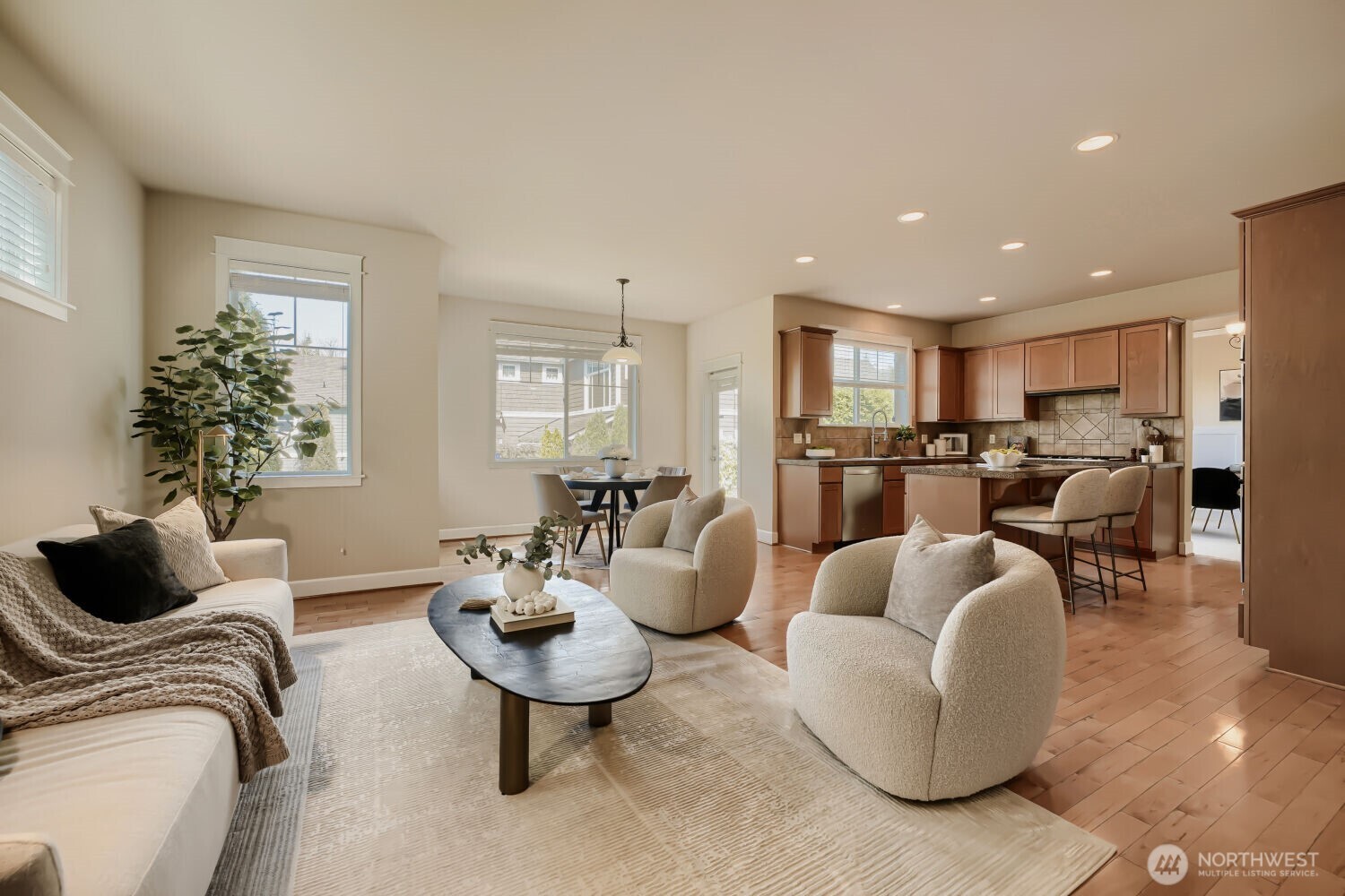 2972 NE Marquette Way , Issaquah, WA 98029