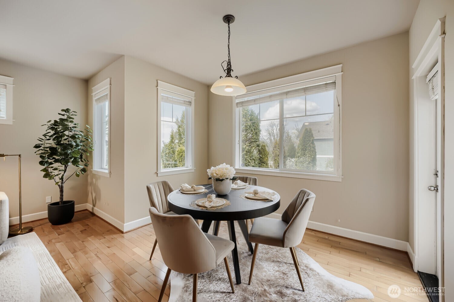 2972 NE Marquette Way , Issaquah, WA 98029