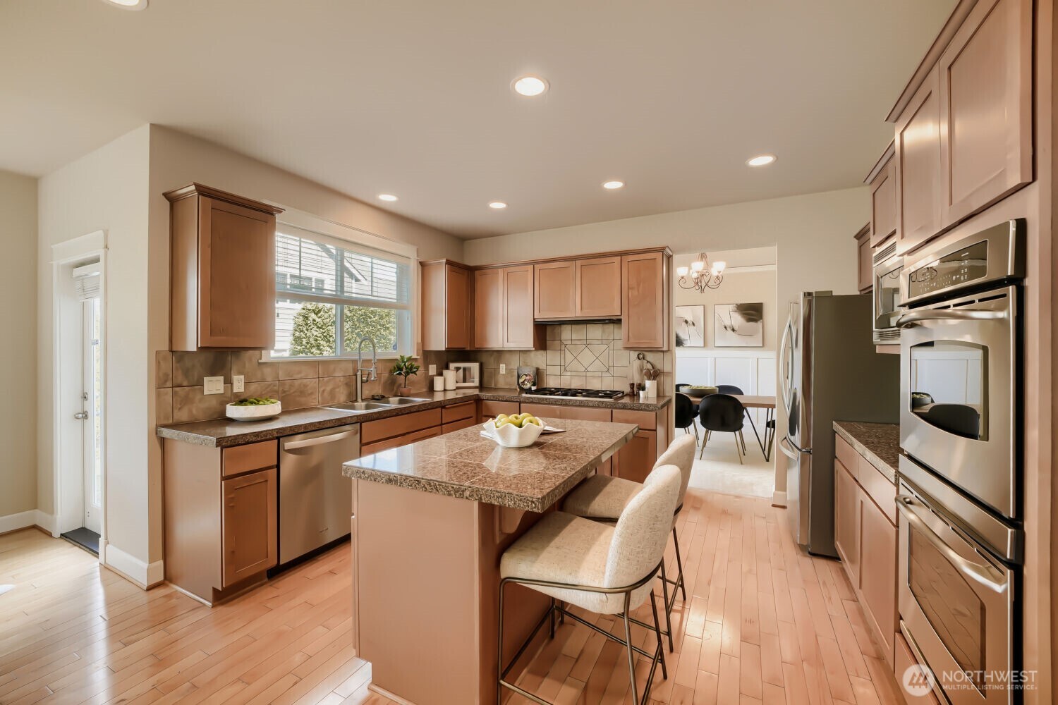 2972 NE Marquette Way , Issaquah, WA 98029