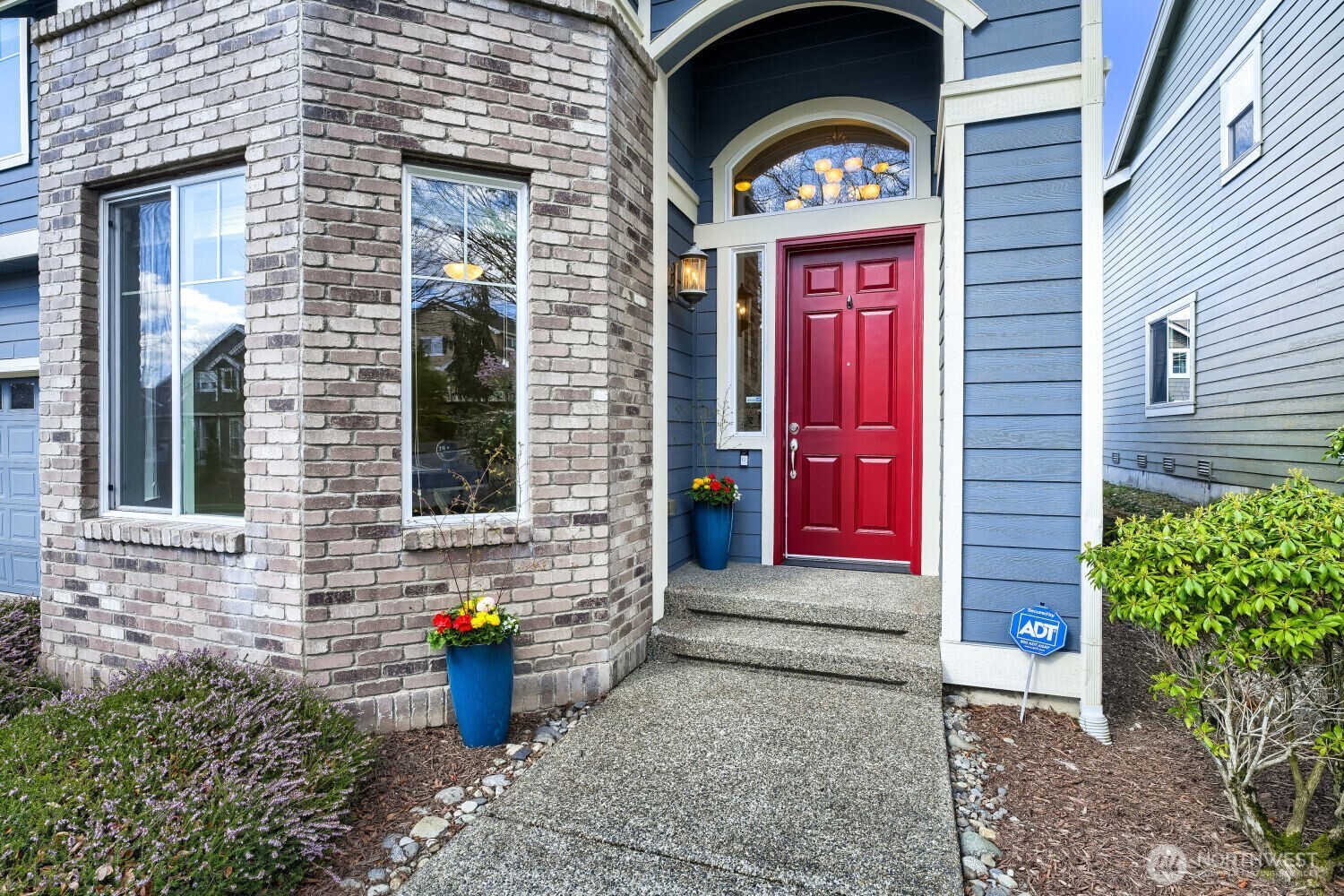 2972 NE Marquette Way , Issaquah, WA 98029