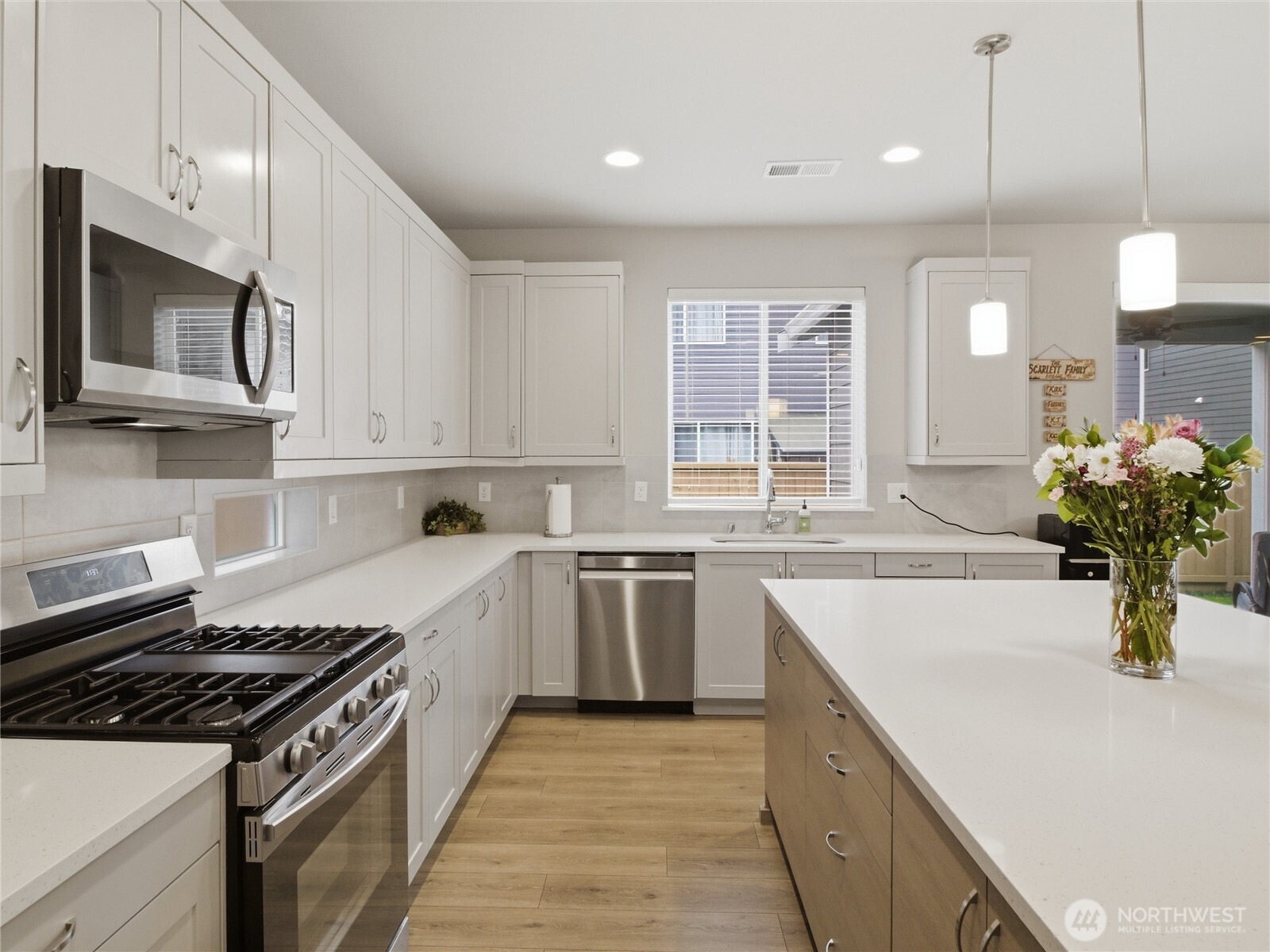 16225 8th Avenue E, Spanaway, WA 98387