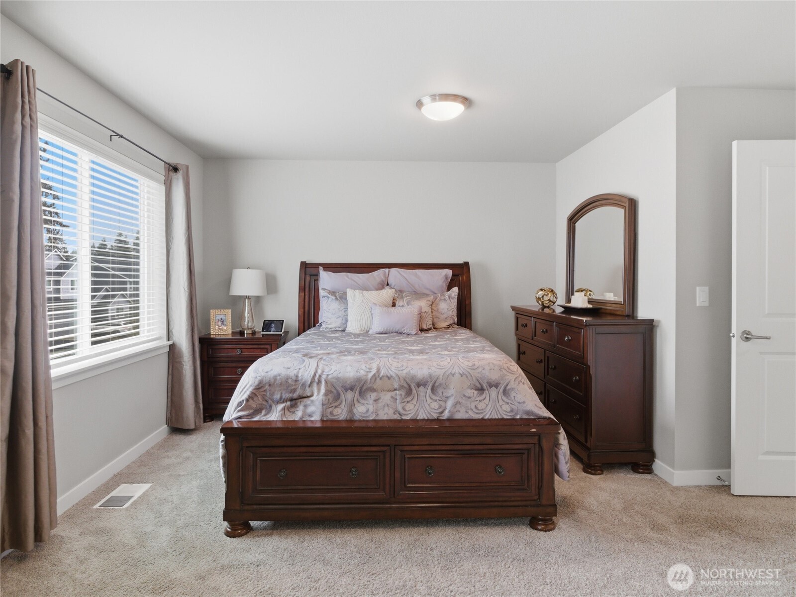 16225 8th Avenue E, Spanaway, WA 98387