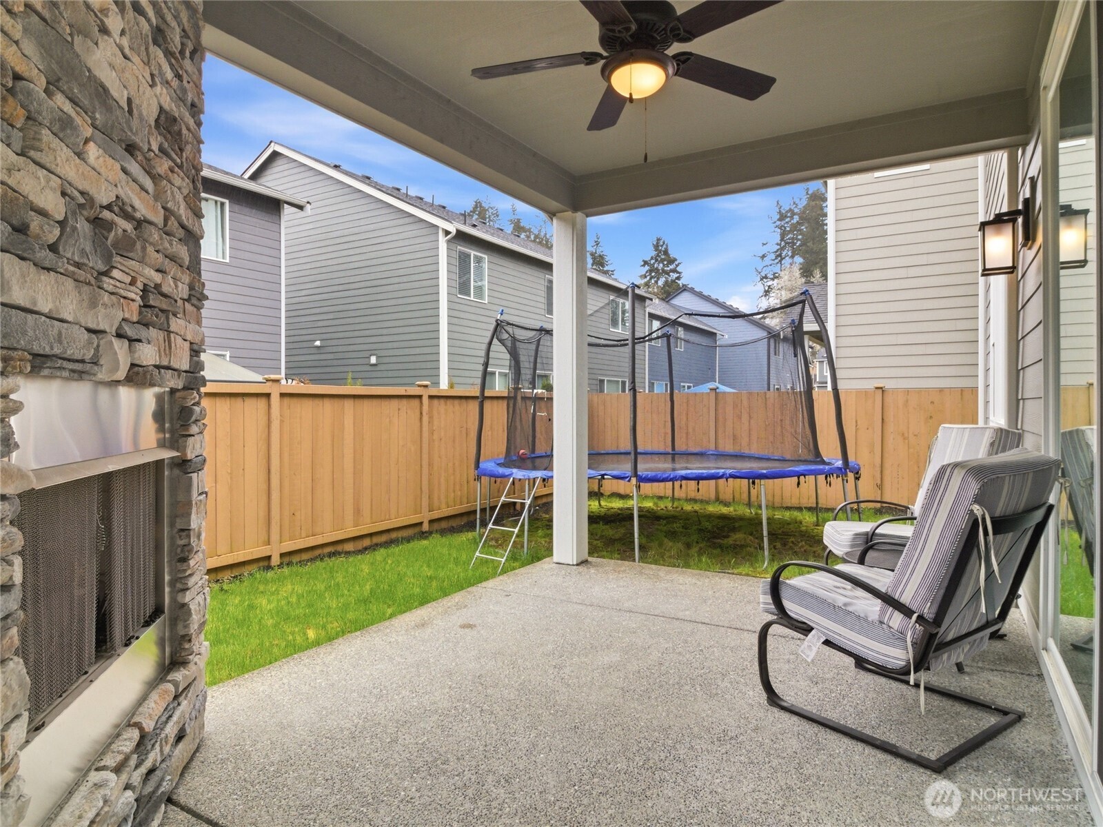 16225 8th Avenue E, Spanaway, WA 98387