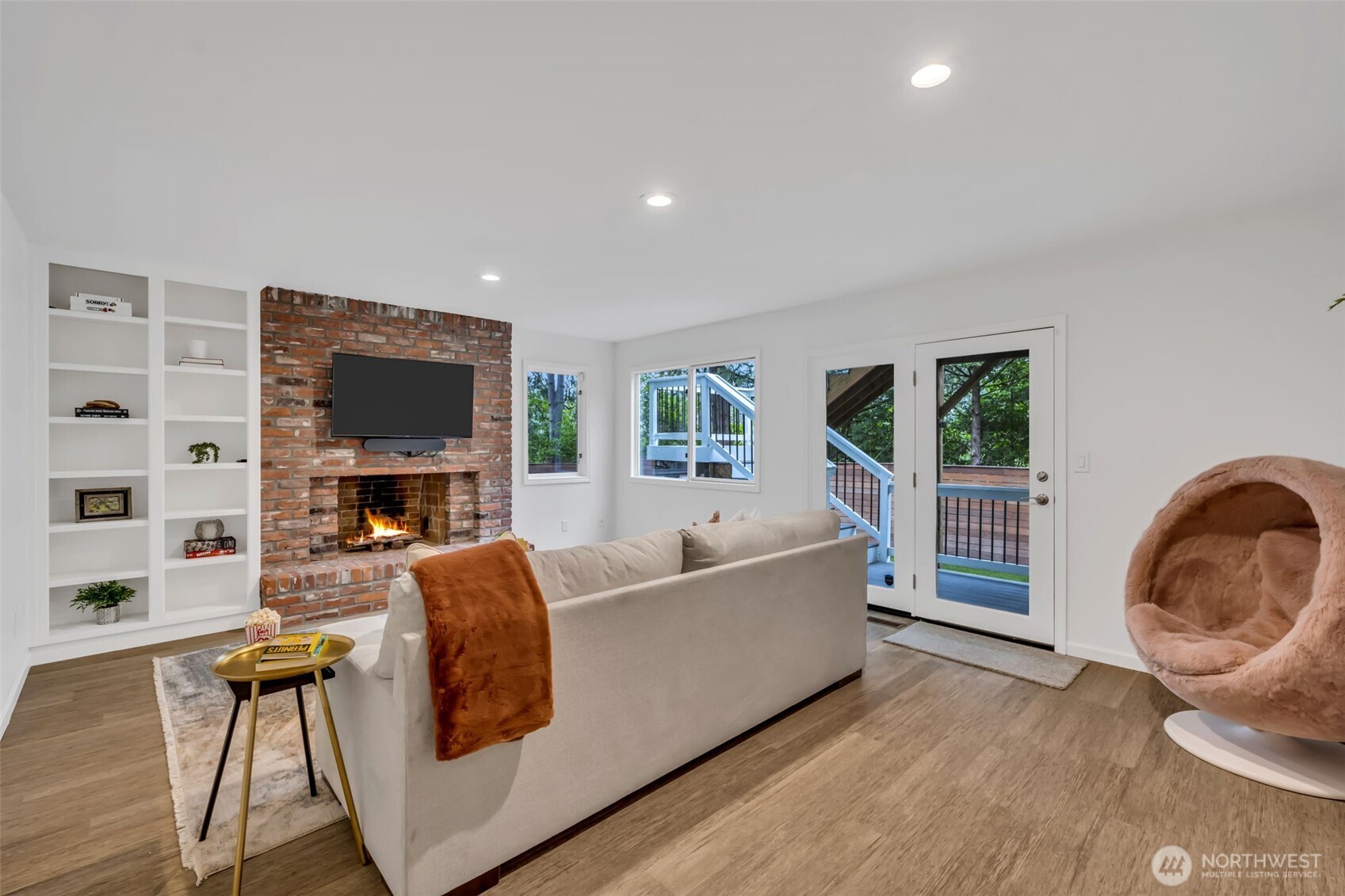 8402 SE 53rd Place , Mercer Island, WA 98040