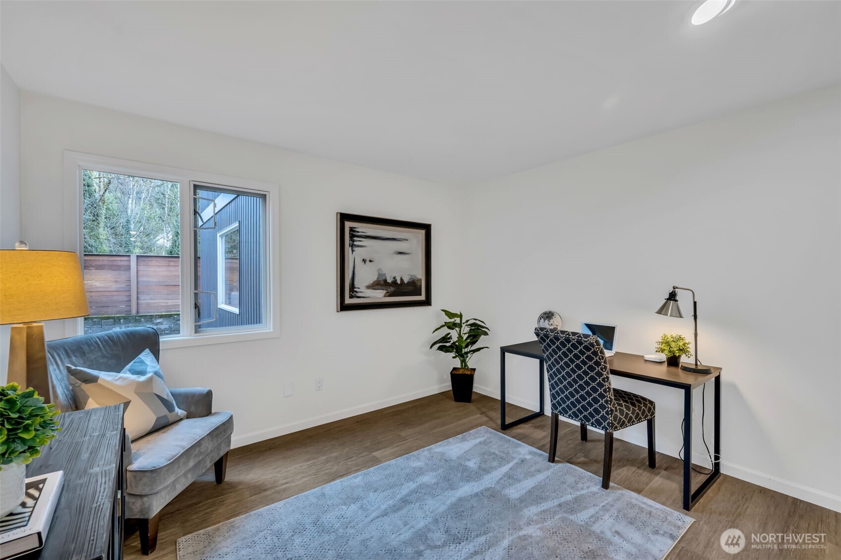 8402 SE 53rd Place , Mercer Island, WA 98040