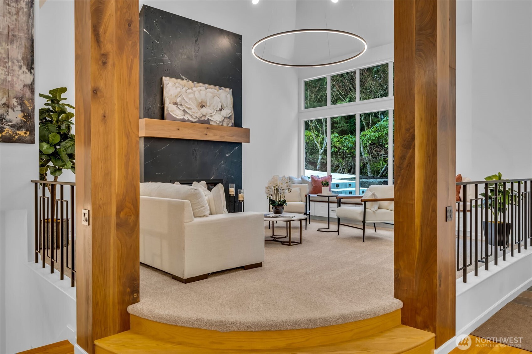 8402 SE 53rd Place , Mercer Island, WA 98040