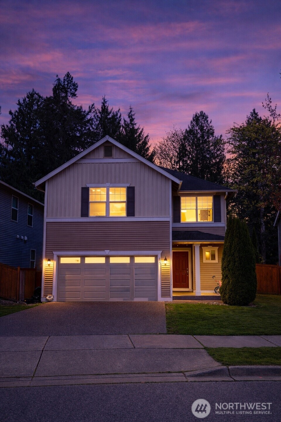 615 Monarch Boulevard , Mount Vernon, WA 98273
