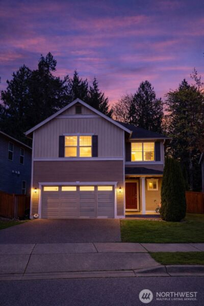 615 Monarch Boulevard , Mount Vernon, WA 98273