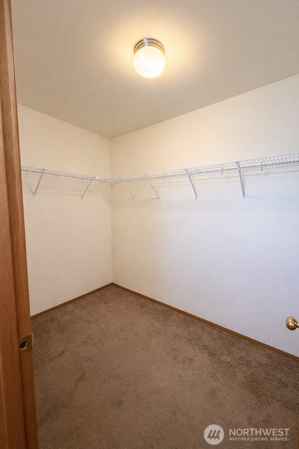 615 Monarch Boulevard , Mount Vernon, WA 98273