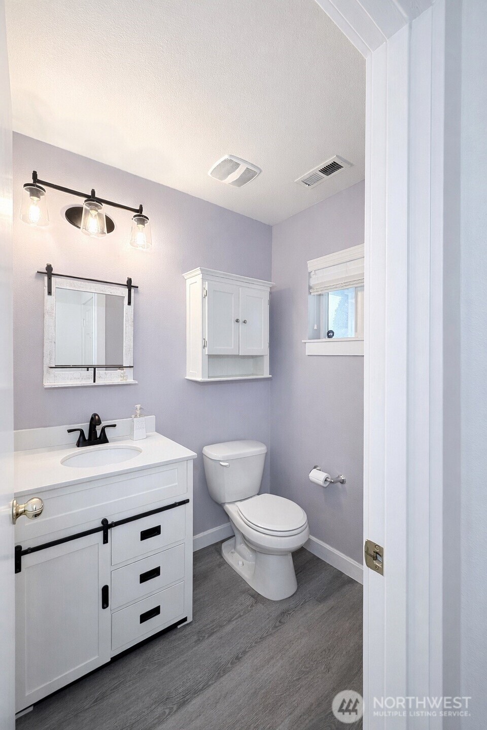 615 Monarch Boulevard , Mount Vernon, WA 98273