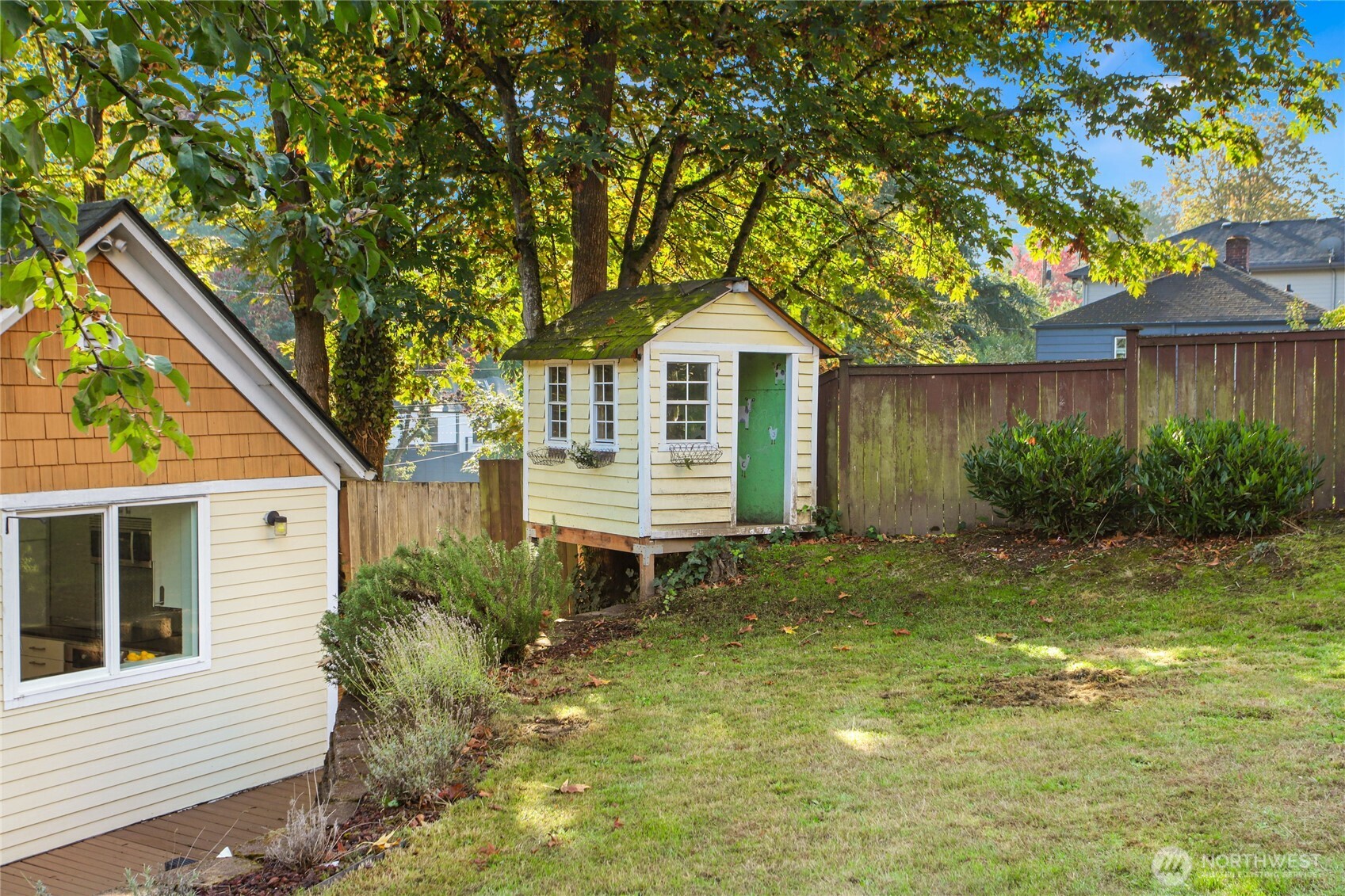 1801 Martin Luther King Jr. Way , Seattle, WA 98122