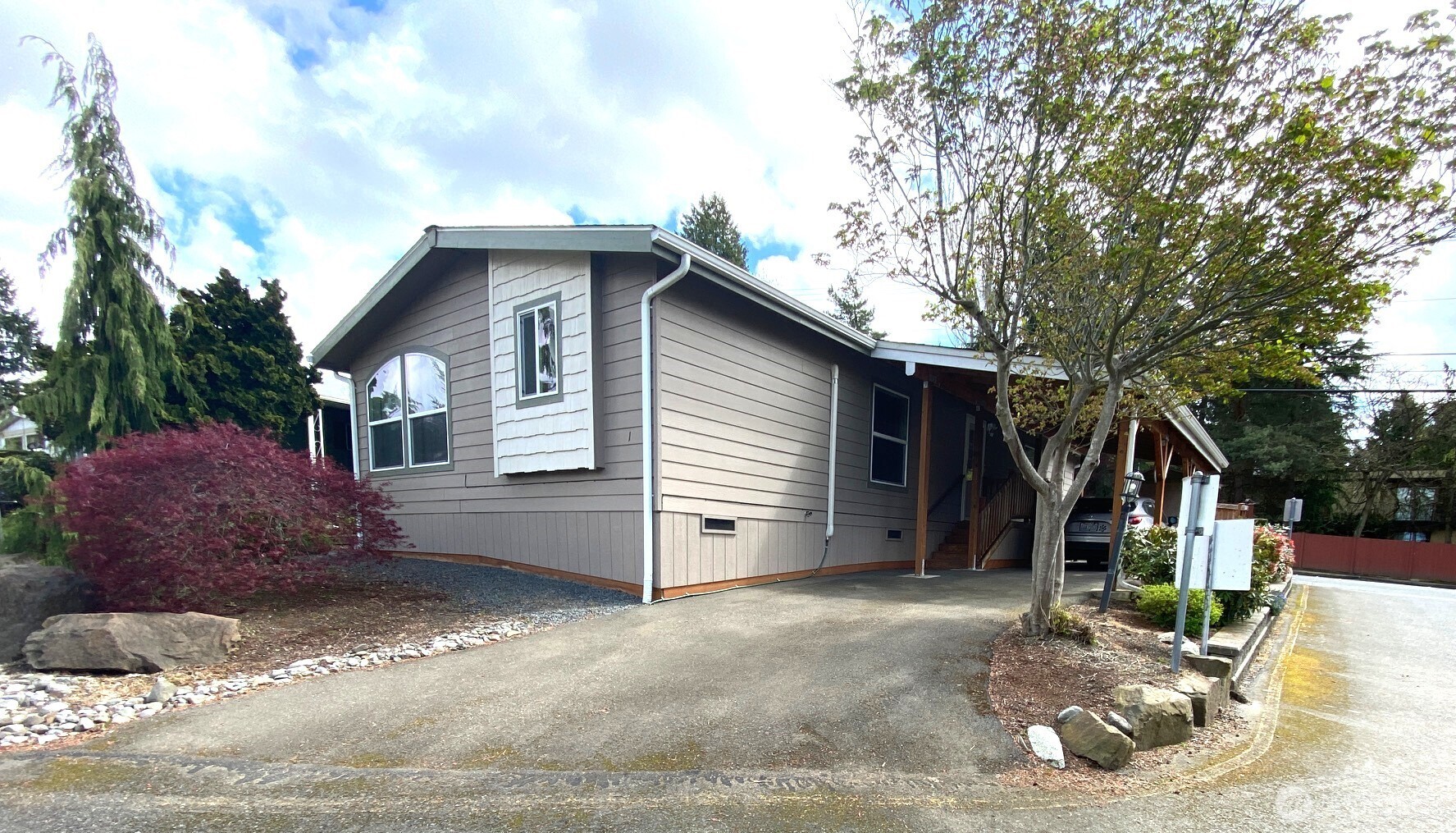 4515 176th Street SW #1, Lynnwood, WA 98037
