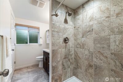 23330 E Echo Lake Road , Snohomish, WA 98296 - Photo 28