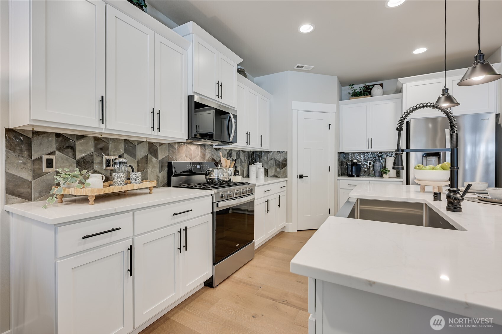 19231 Meridian Drive SE #CW 13, Bothell, WA 98012