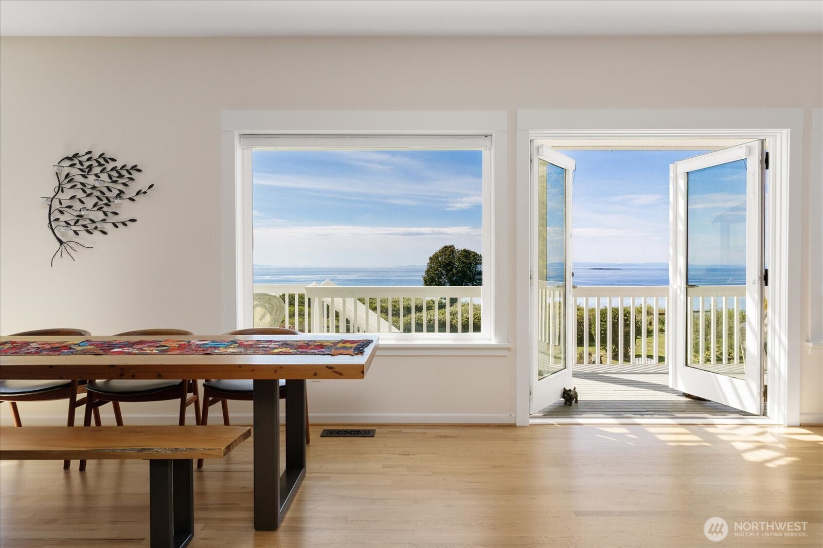 2029 West Beach Road , Oak Harbor, WA 98277