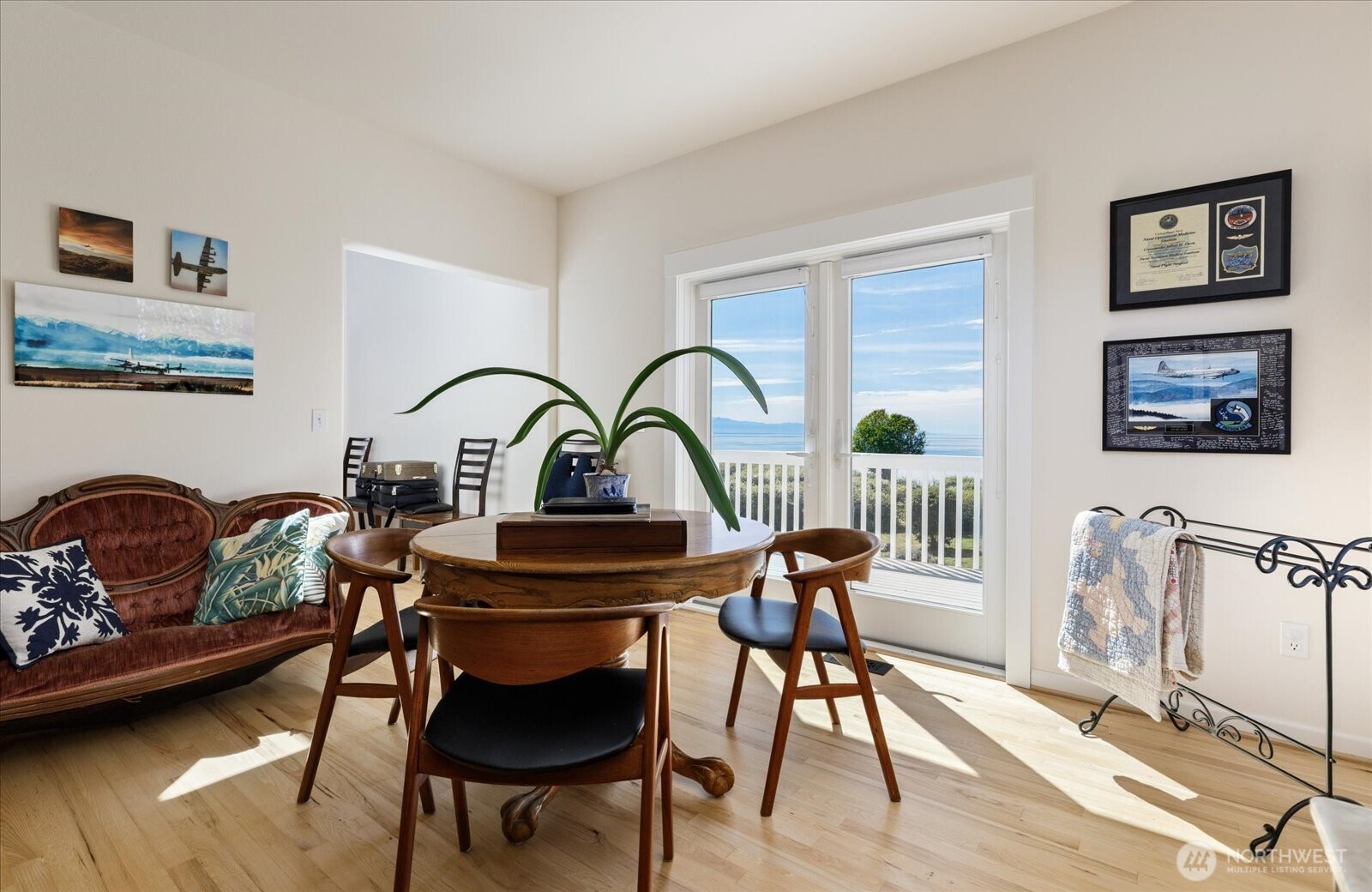 2029 West Beach Road , Oak Harbor, WA 98277