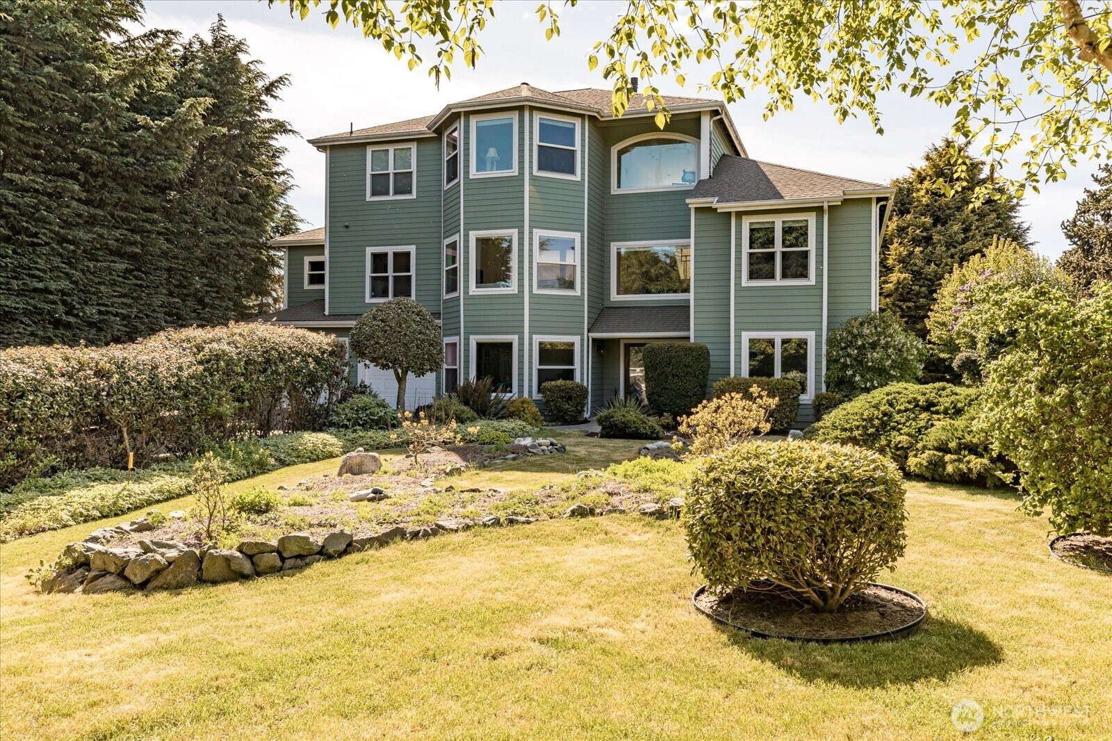 2029 West Beach Road , Oak Harbor, WA 98277