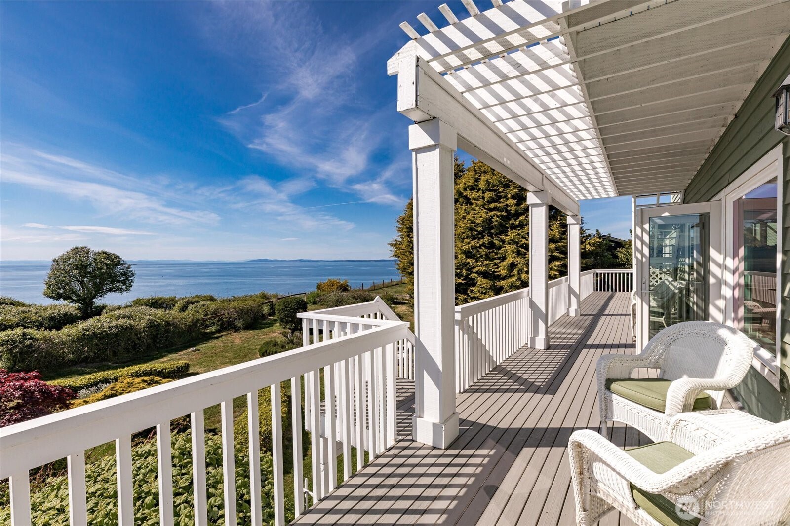 2029 West Beach Road , Oak Harbor, WA 98277