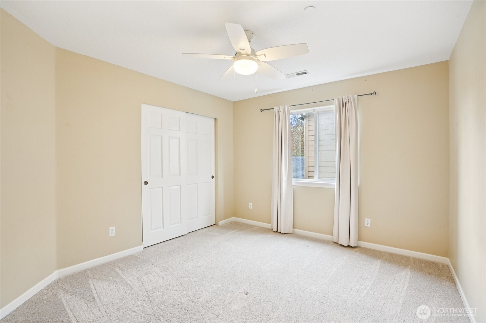 2006 NW Fargo Loop , Camas, WA 98607
