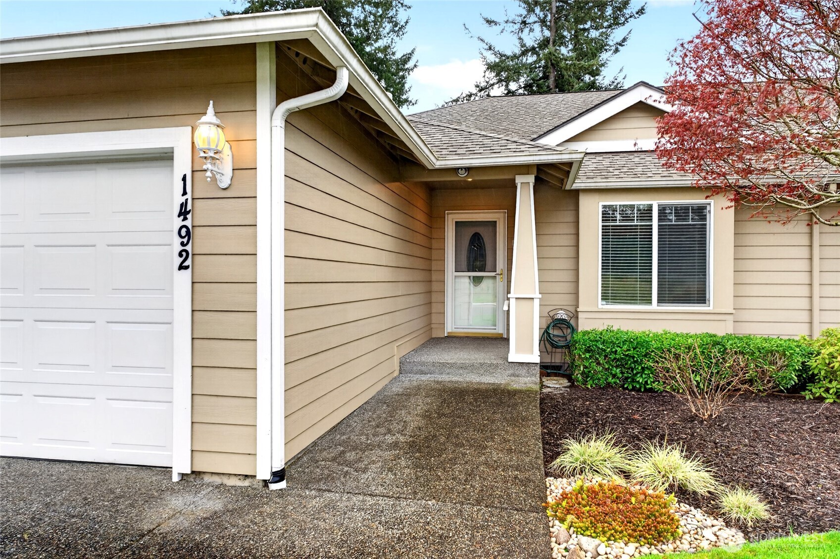 1492 Mountain View Drive #6, Enumclaw, WA 98022
