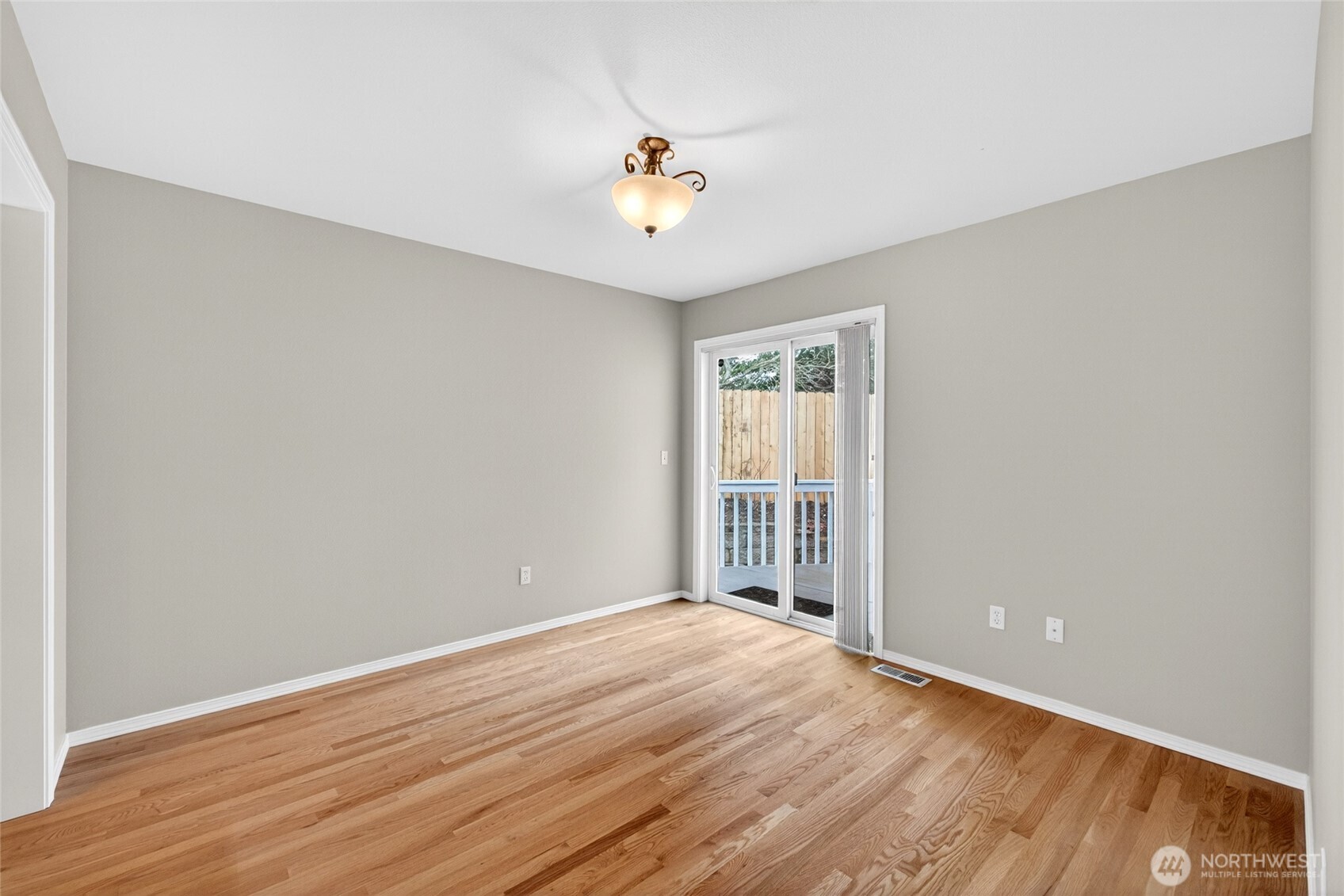 1492 Mountain View Drive #6, Enumclaw, WA 98022
