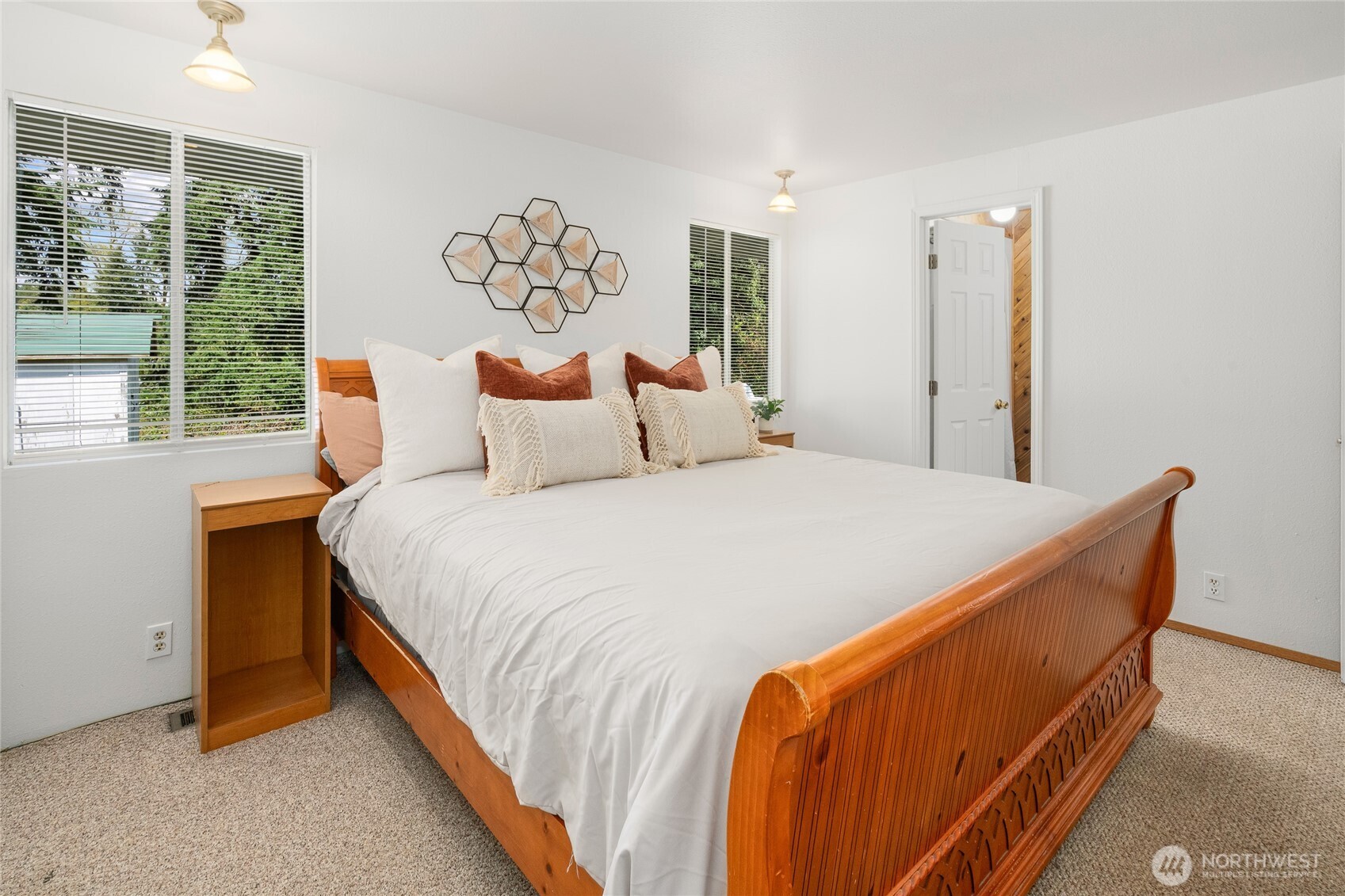 16220 SE 132nd Street , Renton, WA 98059