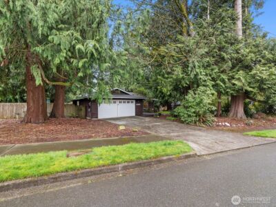 8506 192nd Street SW, Edmonds, WA 98026 - Photo 2