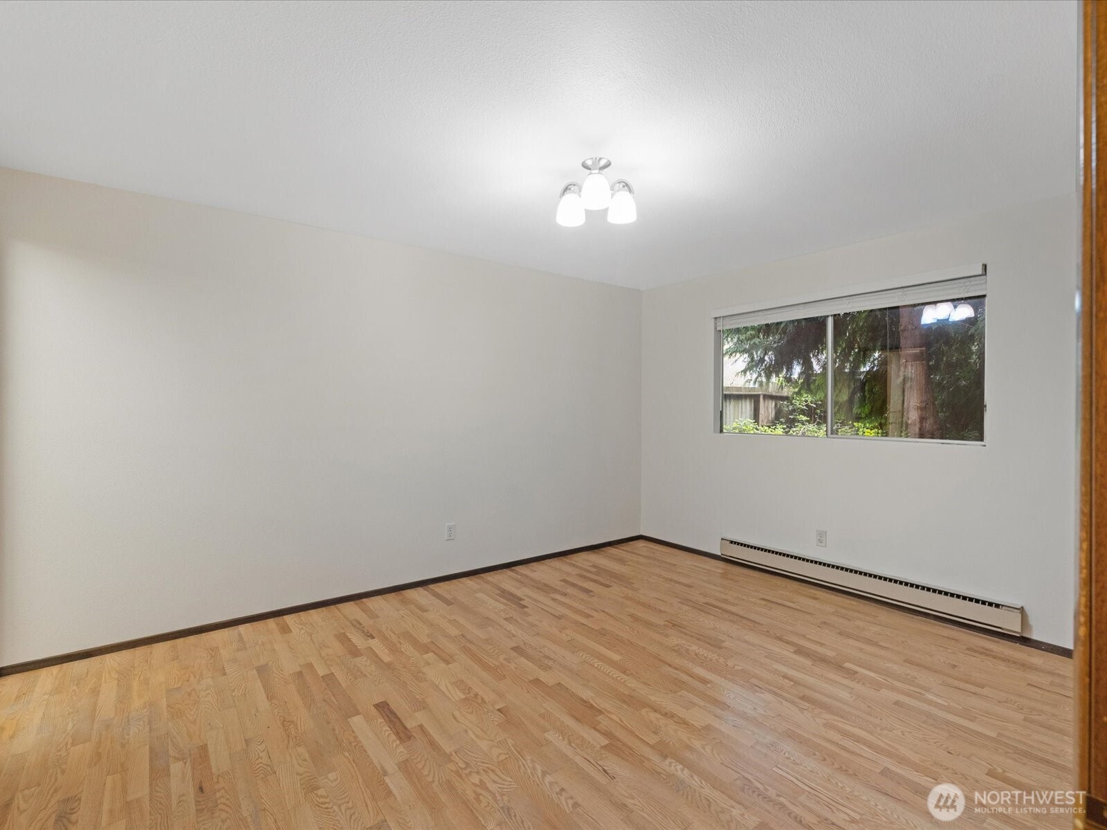 8506 192nd Street SW, Edmonds, WA 98026