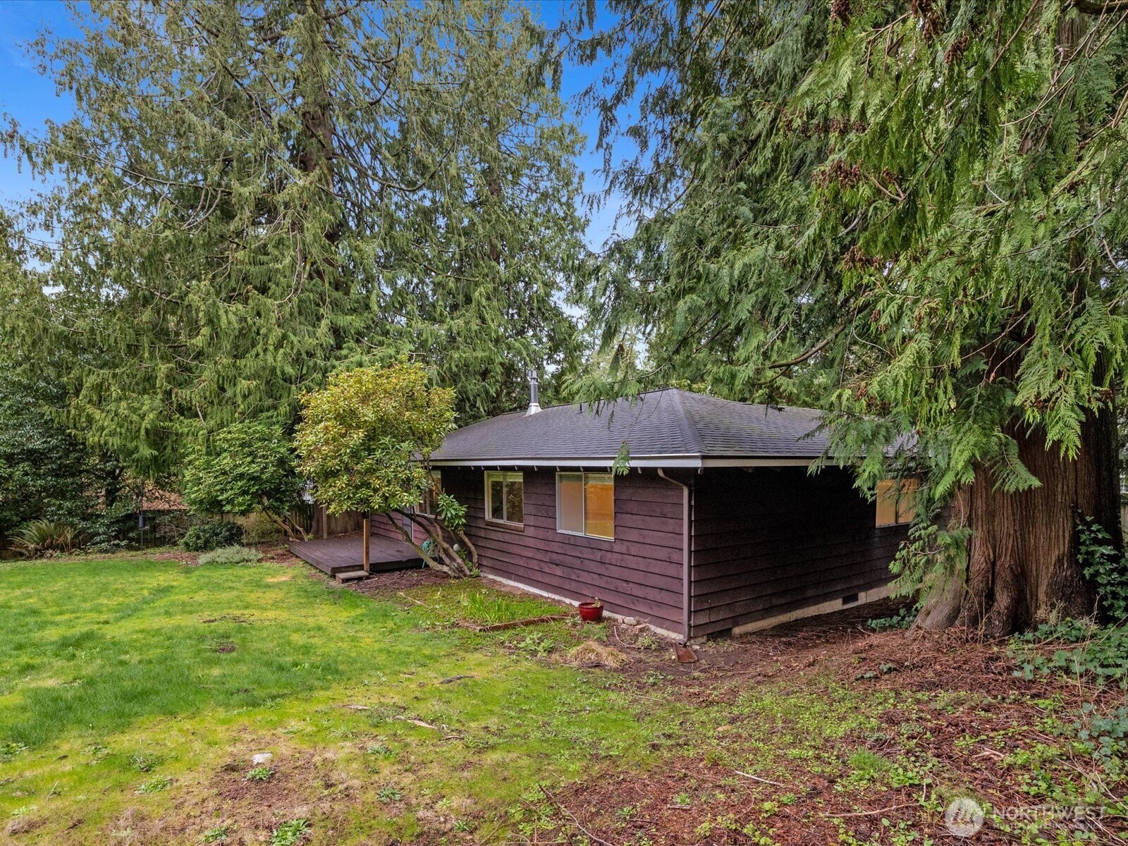 8506 192nd Street SW, Edmonds, WA 98026