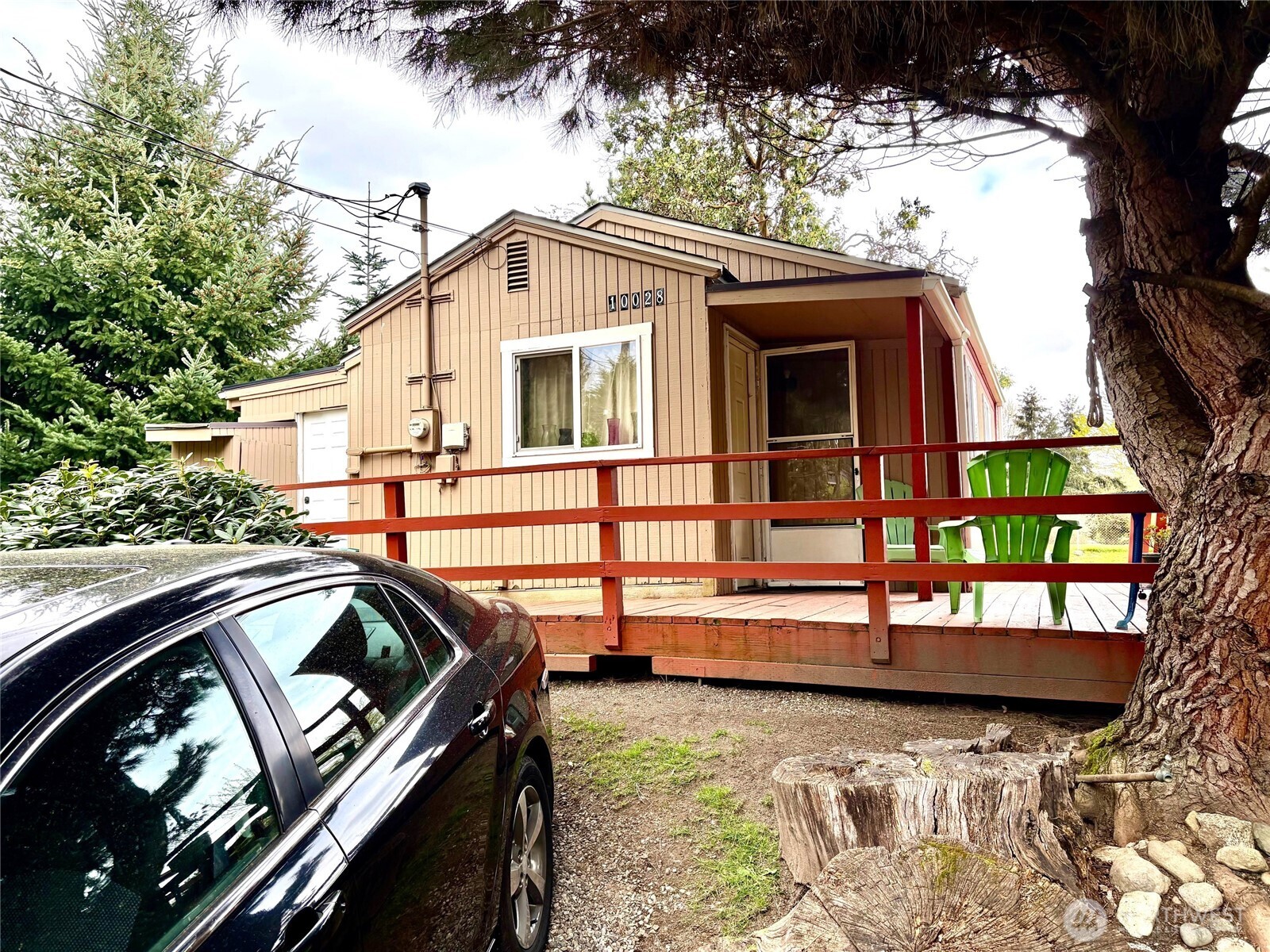 10028 30th Avenue SW, Seattle, WA 98146