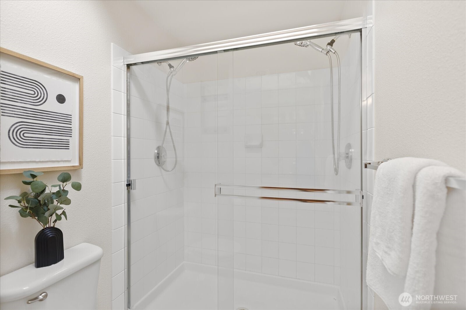 18211 SE 261st Court , Covington, WA 98042