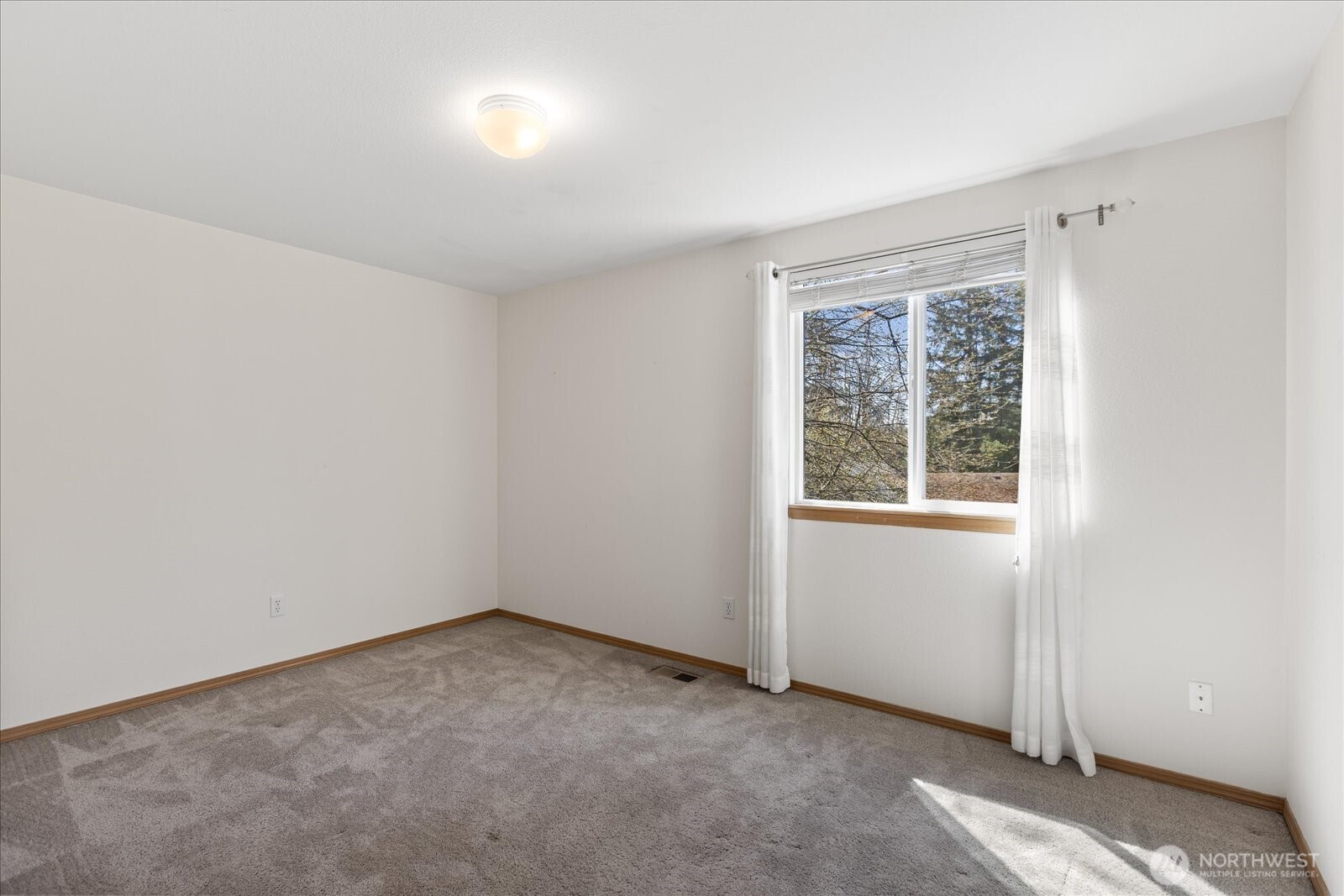 18211 SE 261st Court , Covington, WA 98042