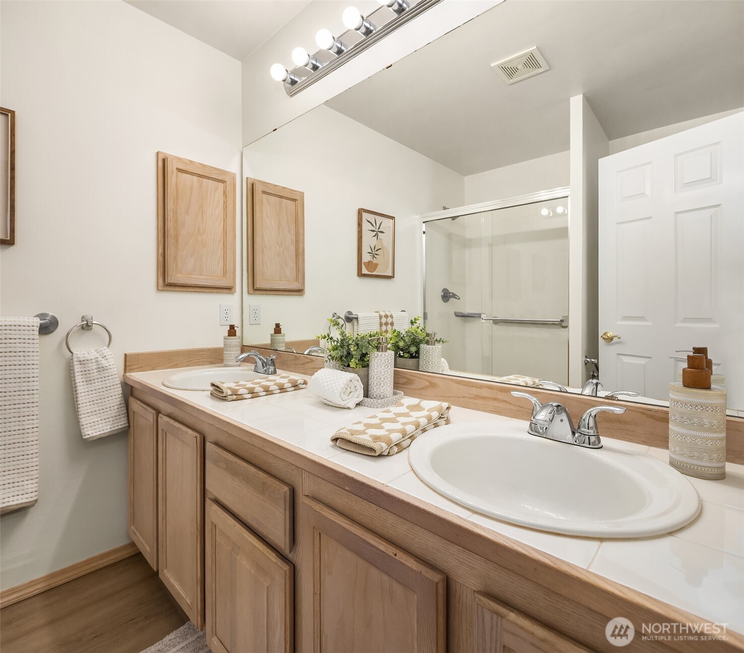 5735 14th Drive W, Everett, WA 98203