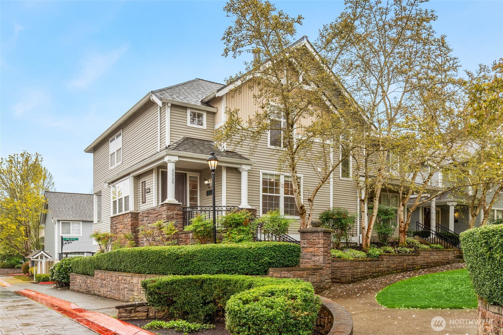 22736 NE 4th Lane , Sammamish, WA 98074