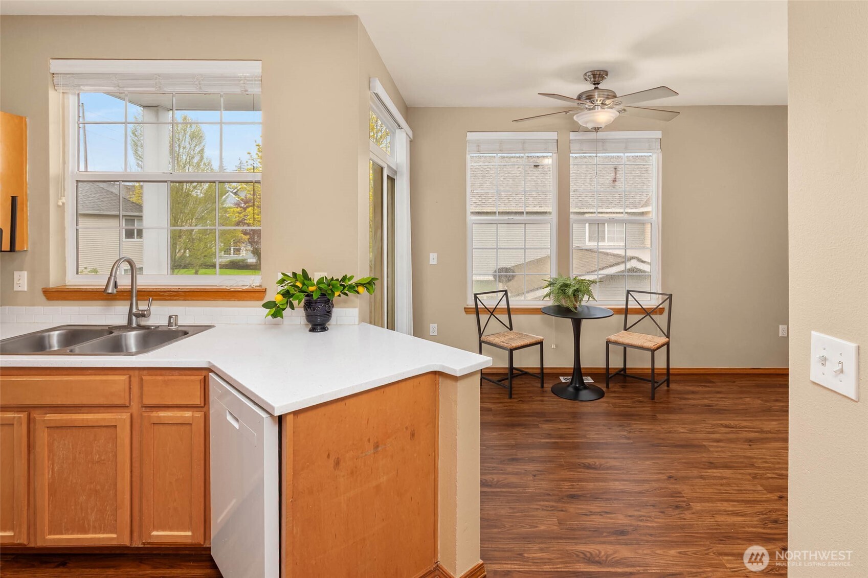 22736 NE 4th Lane , Sammamish, WA 98074
