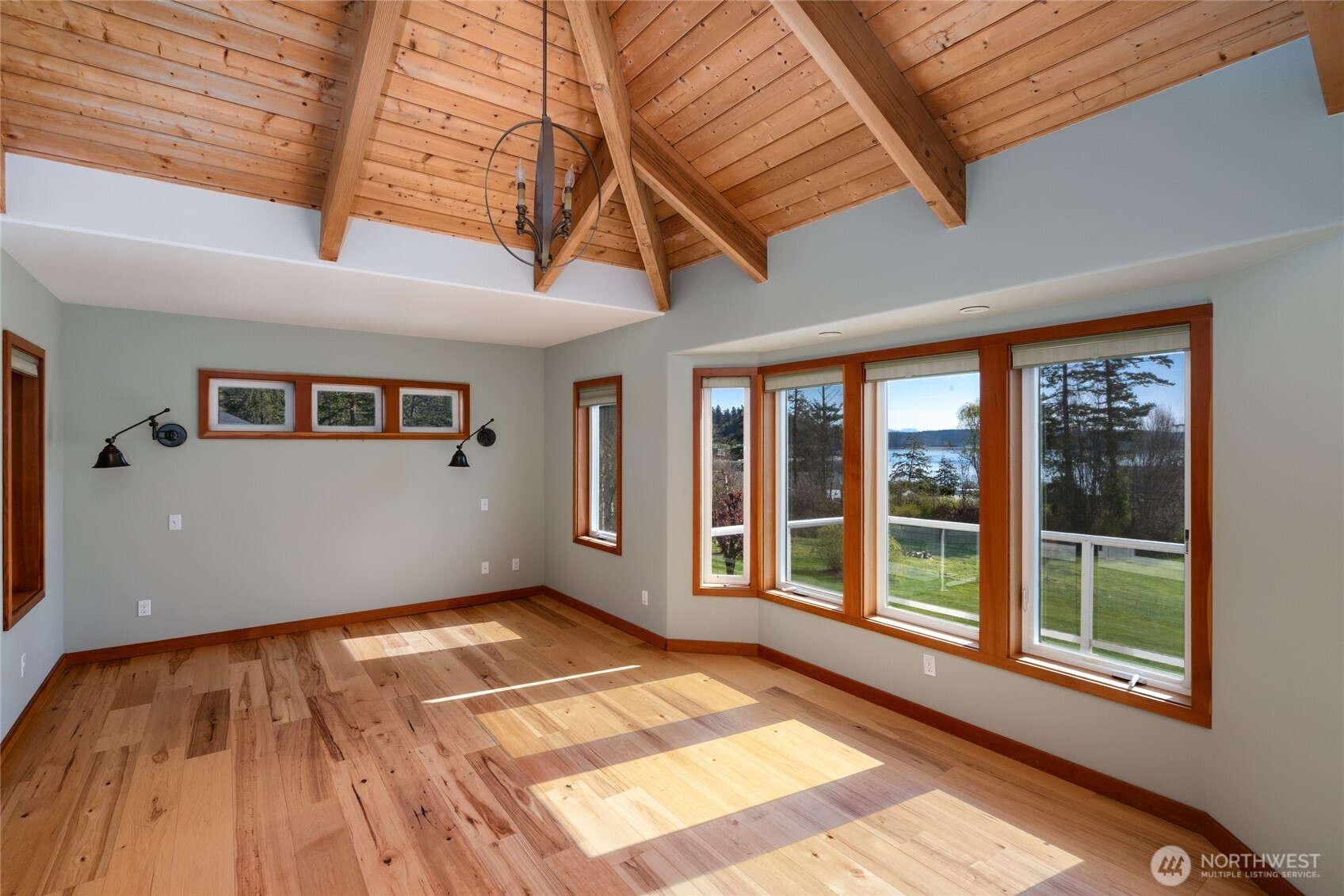 6065 Central Avenue , Anacortes, WA 98221