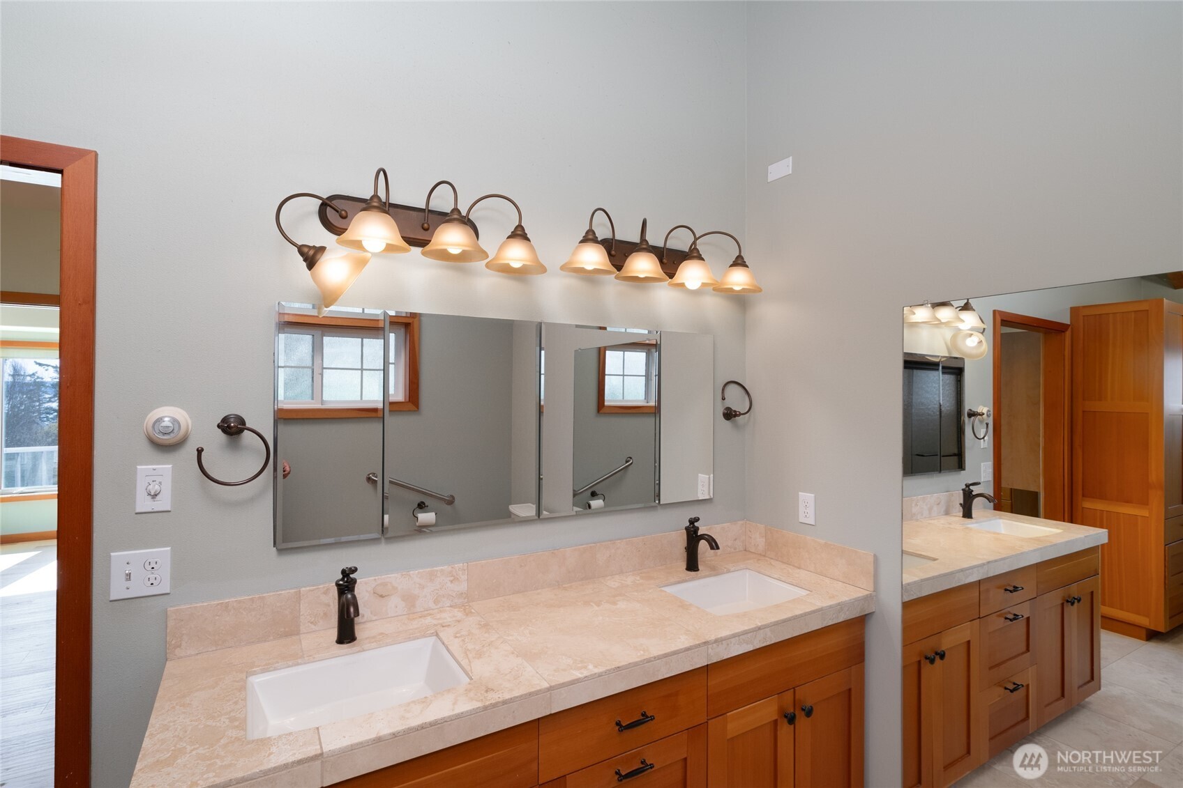 6065 Central Avenue , Anacortes, WA 98221