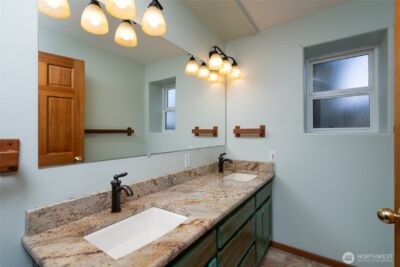6065 Central Avenue , Anacortes, WA 98221 - Photo 31