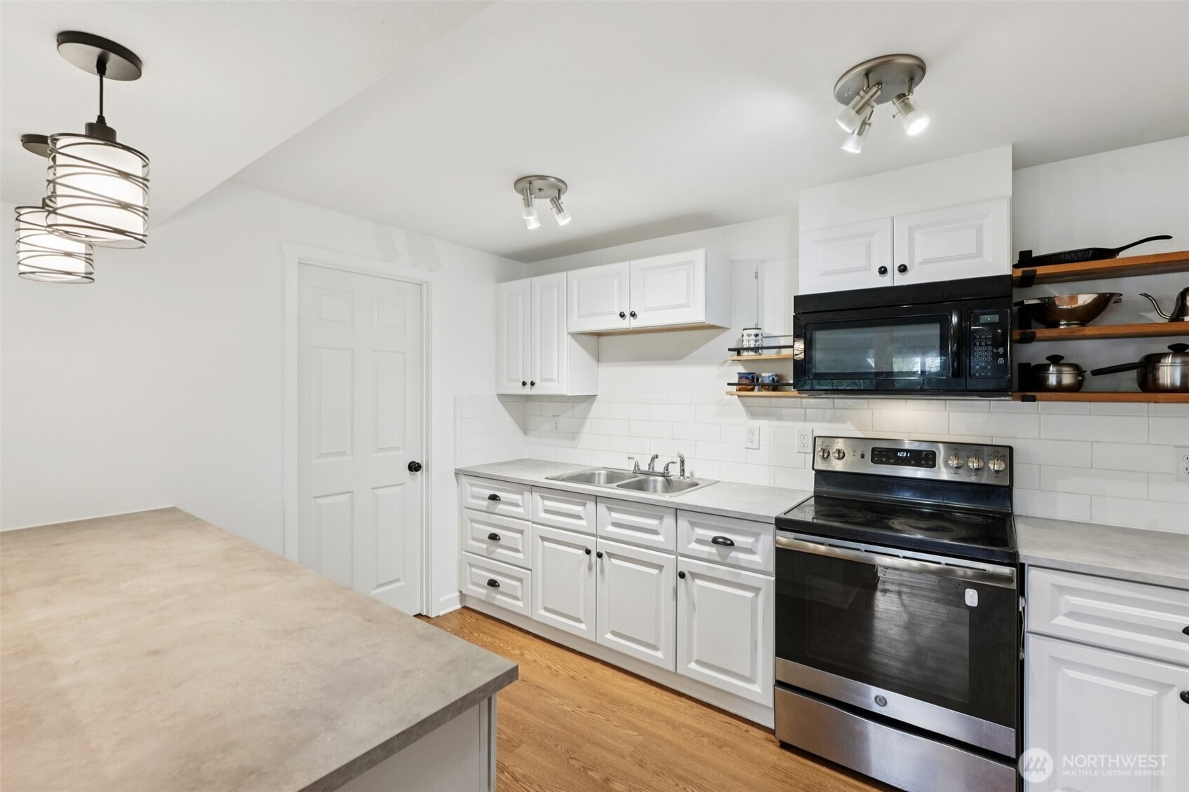 1403 NE 65th Street , Vancouver, WA 98665