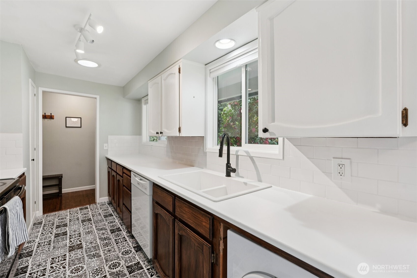 1403 NE 65th Street , Vancouver, WA 98665