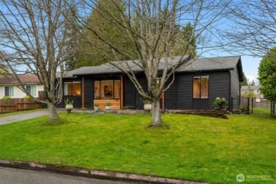 327 213 Place SW, Bothell, WA 98021 - Photo 2