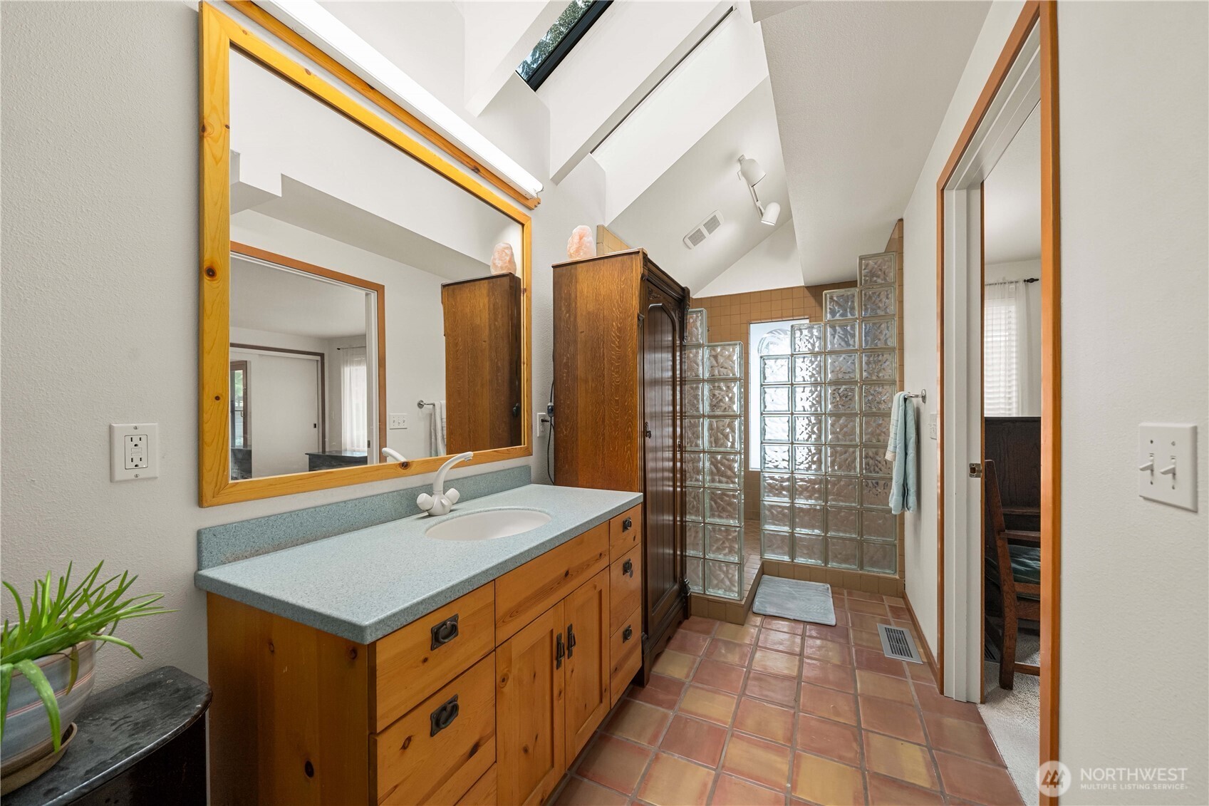 1205 11th Court SW, Olympia, WA 98502