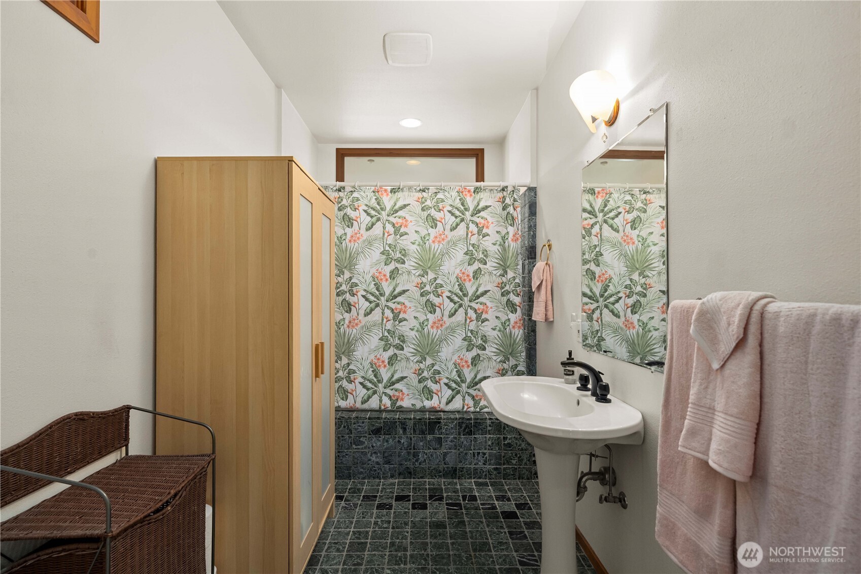 1205 11th Court SW, Olympia, WA 98502