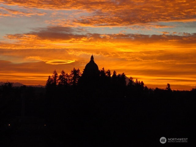 1205 11th Court SW, Olympia, WA 98502