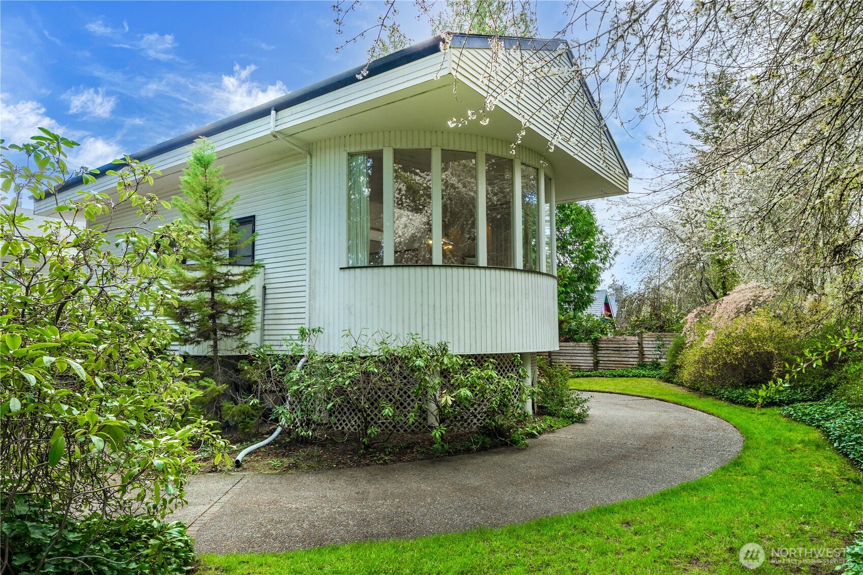 1205 11th Court SW, Olympia, WA 98502