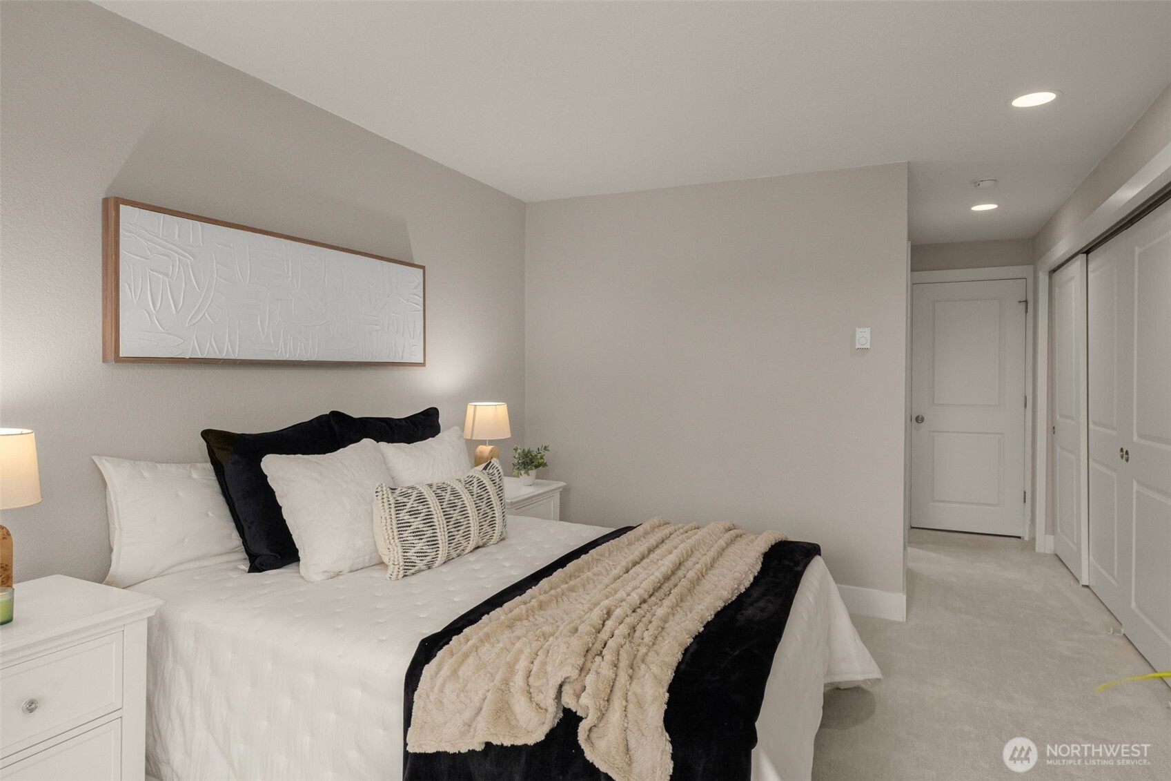 145 105th Avenue SE #25, Bellevue, WA 98004